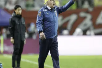 Ancelotti classifica goleada como bom início de trajetória para Copa