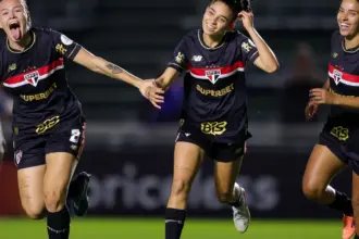 São Paulo vence Olimpia para avançar na Libertadores Feminina