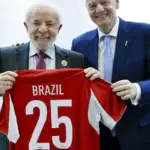 Lula convida presidente da Fifa para conhecer Universidade do Esporte Lula convida presidente da Fifa para conhecer Universidade do Esporte