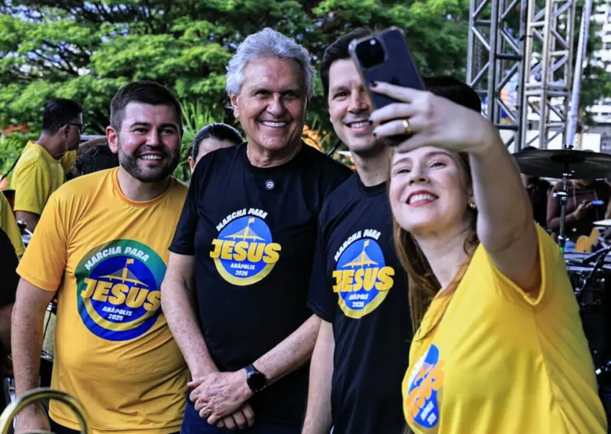 “A fé move e une o povo goiano”, afirma Daniel Vilela na Marcha para Jesus, em Anápolis – Vice-Governadoria