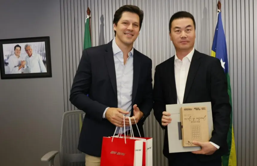 Daniel Vilela recebe comitiva chinesa e apresenta potencial de Goiás para instalação de novas indústrias – Vice-Governadoria Daniel Vilela recebe comitiva chinesa e apresenta potencial de Goiás para instalação de novas indústrias – Vice-Governadoria