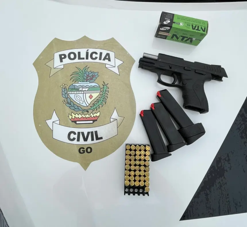 PCGO cumpre mandado de busca e apreende arma de fogo, em Itapaci, com investigado por violência doméstica – Policia Civil do Estado de Goiás PCGO cumpre mandado de busca e apreende arma de fogo, em Itapaci, com investigado por violência doméstica – Policia Civil do Estado de Goiás