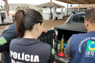 PCGO e ANP apuram denúncias sobre qualidade de combustíveis em posto de Cristianópolis – Policia Civil do Estado de Goiás PCGO e ANP apuram denúncias sobre qualidade de combustíveis em posto de Cristianópolis – Policia Civil do Estado de Goiás