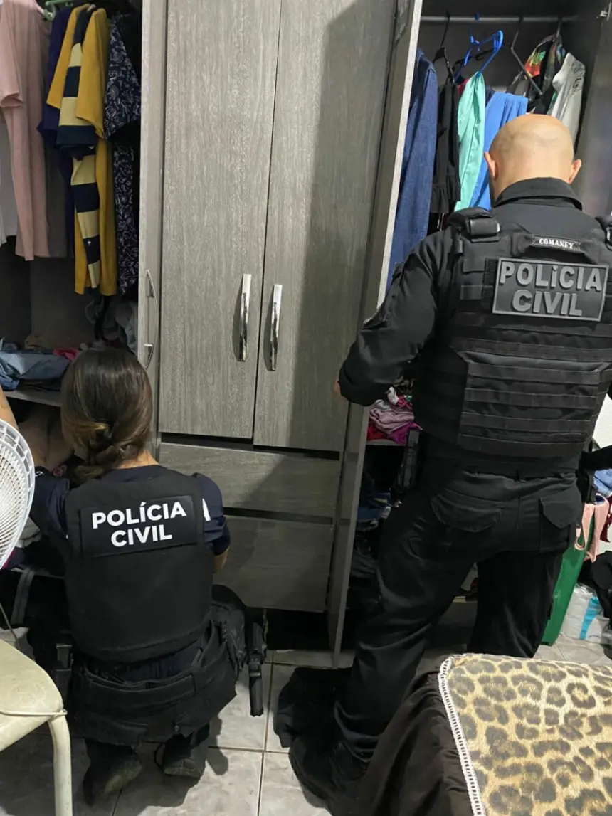 Polícia Civil cumpre mandados de busca e apreensão em investigação de furto com prejuízo de R$ 85 mil em empresa do polo empresarial de Aparecida de Goiânia Polícia Civil cumpre mandados de busca e apreensão em investigação de furto com prejuízo de R$ 85 mil em empresa do polo empresarial de Aparecida de Goiânia