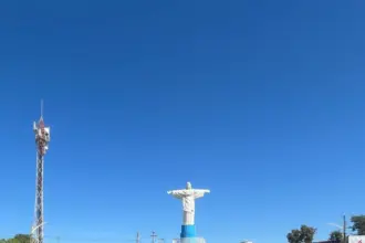 PCGO e PMGO prendem jovem de 18 anos por traficar drogas próximo da escola estadual de Nova Iguaçu – Policia Civil do Estado de Goiás PCGO e PMGO prendem jovem de 18 anos por traficar drogas próximo da escola estadual de Nova Iguaçu – Policia Civil do Estado de Goiás