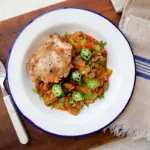 4 receitas fáceis com quiabo para variar no almoço ou no jantar