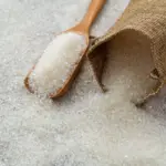 Aprenda a fazer banho de açúcar para atrair sorte e harmonia Aprenda a fazer banho de açúcar para atrair sorte e harmonia