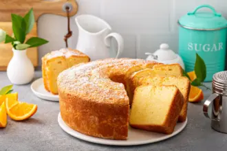 9 receitas de bolo de liquidificador para fazer em poucos minutos