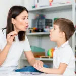 4 exercícios para amenizar os sinais da gagueira