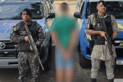 Força Tática Goianésia e TOR cumprem mandado e prende suspeito de estuprar adolescente de 13 anos Força Tática Goianésia e TOR cumprem mandado e prende suspeito de estuprar adolescente de 13 anos
