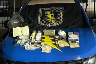 Força Tática prende dupla suspeita por tráfico e associação para o tráfico em Goianésia Força Tática prende dupla suspeita por tráfico e associação para o tráfico em Goianésia