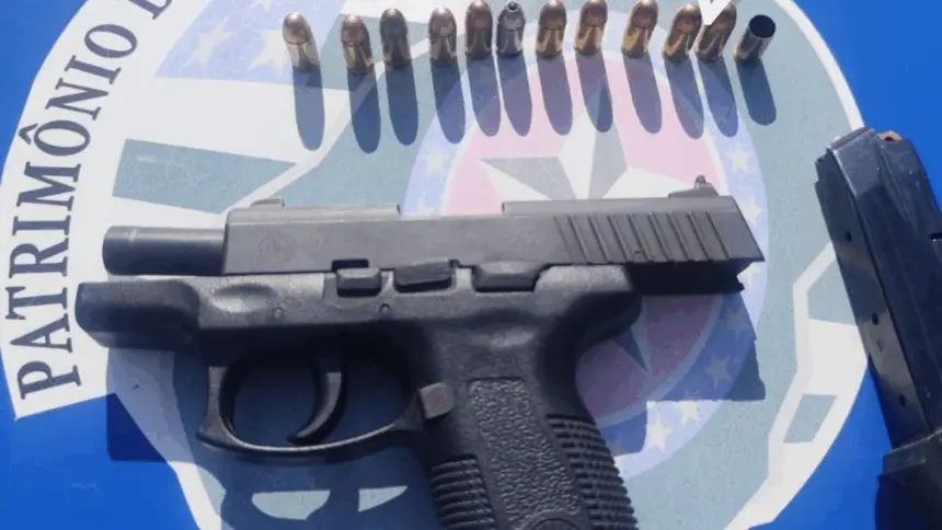 Homem é detido após disparar arma de fogo em via pública no sul de Goianésia Homem é detido após disparar arma de fogo em via pública no sul de Goianésia