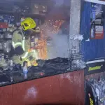 Incêndio atinge comércio em Goianésia e é controlado pelo Corpo de Bombeiros Incêndio atinge comércio em Goianésia e é controlado pelo Corpo de Bombeiros