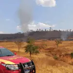 Incêndio de grandes proporções atinge região de Natinópolis