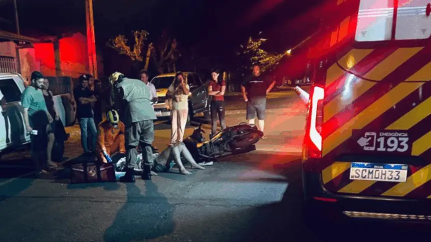 Queda de moto no Bairro São Cristóvão deixa uma pessoa ferida