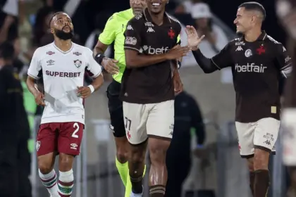 Rayan decide mais uma vez e Vasco derrota o Fluminense no Maracanã Rayan decide mais uma vez e Vasco derrota o Fluminense no Maracanã