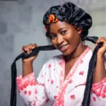 Touca de cetim: veja os benefícios do acessório para cabelo Touca de cetim: veja os benefícios do acessório para cabelo