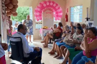 UBS Geraldo Gomes realiza palestra “Outubro Rosa: A Força da Prevenção e do Cuidado com a Vida”