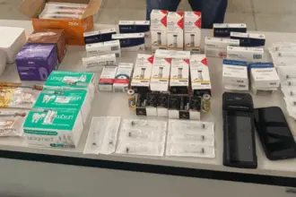 PCGO prende dois suspeitos por venda irregular de medicamentos para emagrecimento em Goiânia – Policia Civil do Estado de Goiás PCGO prende dois suspeitos por venda irregular de medicamentos para emagrecimento em Goiânia – Policia Civil do Estado de Goiás