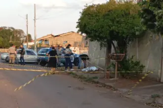 Urgente: Mulher é morta com golpe de faca durante briga no norte de Goianésia Urgente: Mulher é morta com golpe de faca durante briga no norte de Goianésia