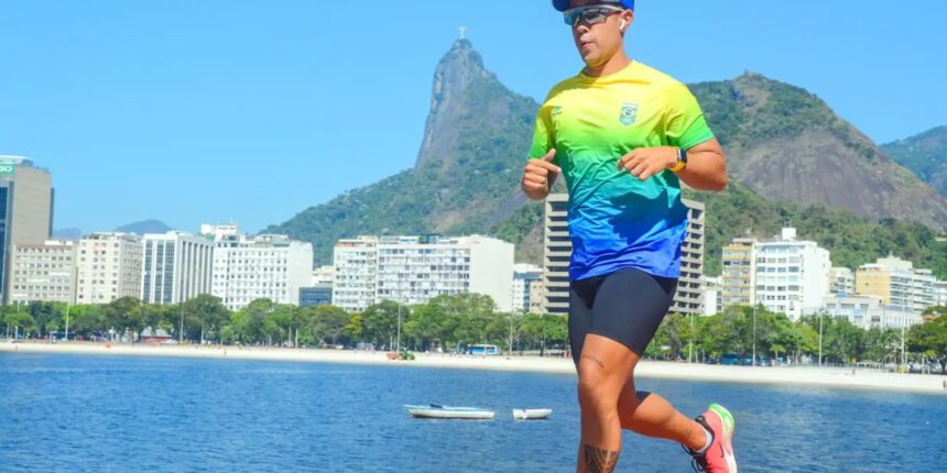 Carioca aproveita prova de rua para visitar o Cristo pela primeira vez Carioca aproveita prova de rua para visitar o Cristo pela primeira vez