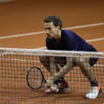 Bruno Soares retorna às quadras para enfrentar lendas do tênis