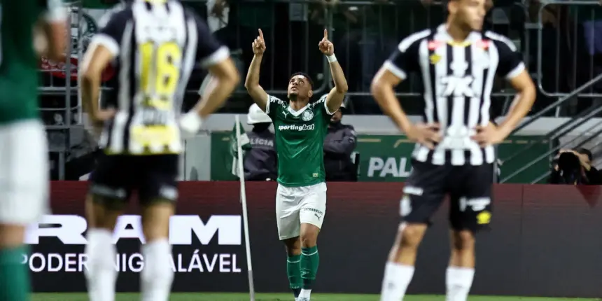 Vitor Roque decide e Palmeiras vence clássico com Santos no Brasileiro Vitor Roque decide e Palmeiras vence clássico com Santos no Brasileiro