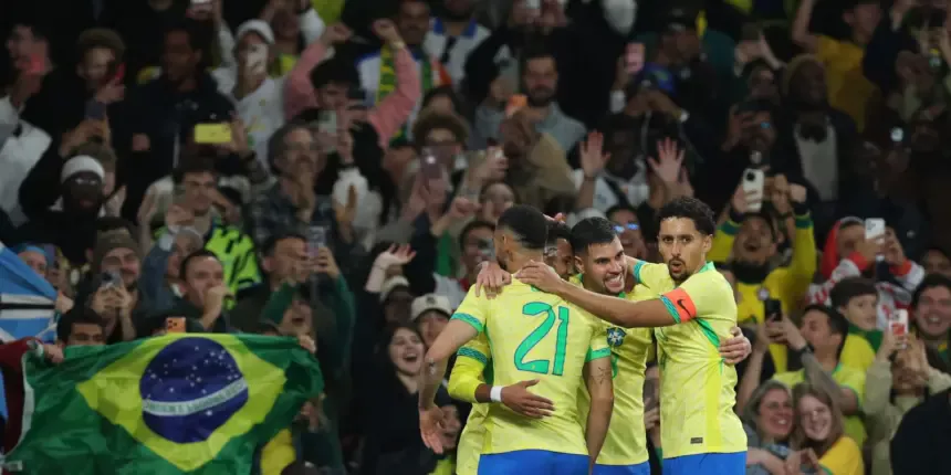Brasil joga bem e derrota Senegal por 2 a 0 em amistoso em Londres Brasil joga bem e derrota Senegal por 2 a 0 em amistoso em Londres