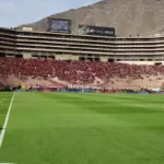 Ônibus atrasa e final da Libertadores começará às 18h30 (de Brasília)