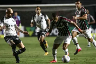 Nacional transmite partida entre Ceará e Fluminense neste domingo