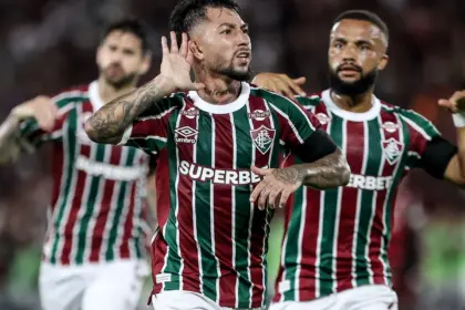 Em um clássico movimento, Fluminense derrota Flamengo no Maracanã