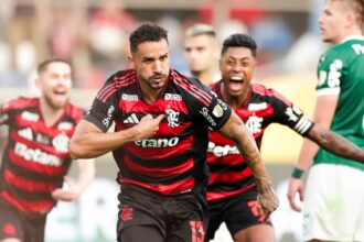 Flamengo vence Palmeiras e vira 1º brasileiro tetra da Libertadores