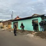 PCGO e PCDF cumprem mandado contra investigado que enviou mensagens de ódio e tentou acessar Embaixada dos EUA com mala em Brasília