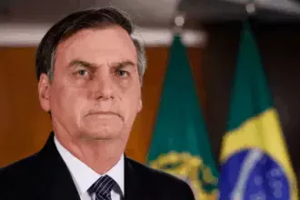 Bolsonaro é preso em Brasília após violação da tornozeleira eletrônica