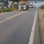 Colisão entre ônibus e caminhão deixa dois mortos na BR-153