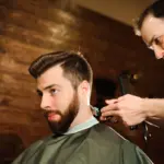 4 cortes de cabelo masculinos clássicos em alta