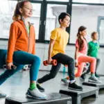 Veja quando crianças podem começar a frequentar a academia