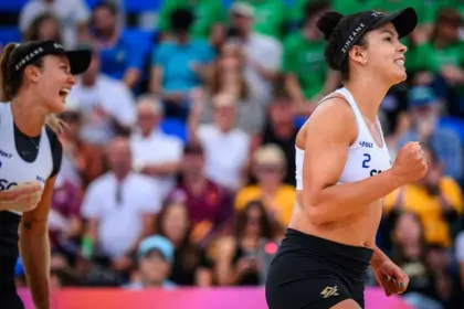 Brasileiras avançam para semifinal do Mundial de vôlei de praia