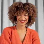 Maquiagem para pele negra: 7 dicas para escolher os produtos ideais