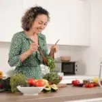 Refluxo: 5 maneiras práticas de aliviar os sintomas