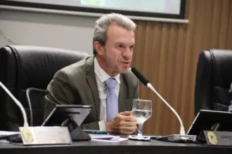 Vereador Carlos Gomes pede revitalização do parque da Lagoa Princesa do Vale em Goianésia