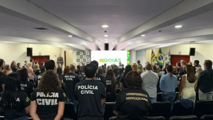 PCGO recebe mais de 150 kits biométricos e novos veículos para intensificar o serviço de identificação humana PCGO recebe mais de 150 kits biométricos e novos veículos para intensificar o serviço de identificação humana