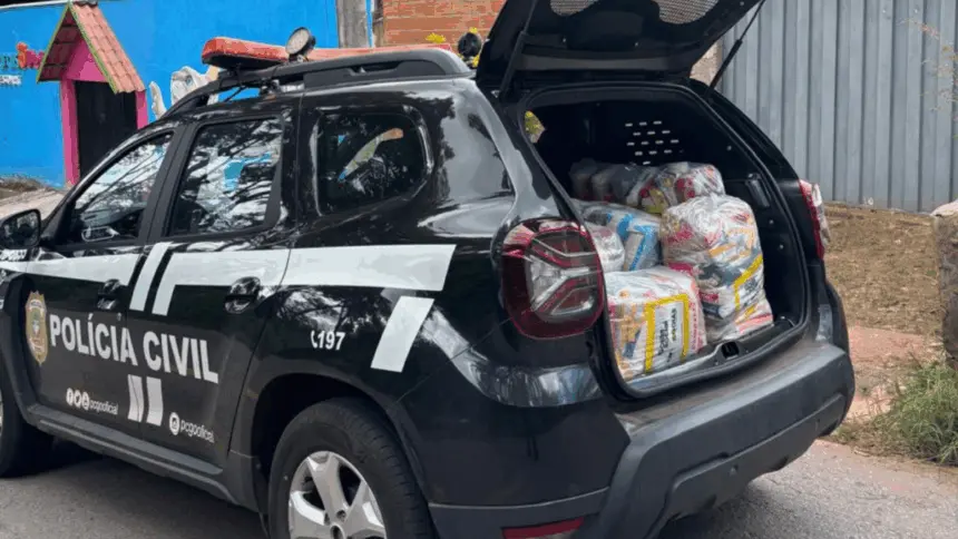 Polícia Civil promove ação Natal Solidário em apoio a pessoas idosas – Policia Civil do Estado de Goiás Polícia Civil promove ação Natal Solidário em apoio a pessoas idosas – Policia Civil do Estado de Goiás