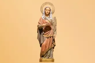 6 orações para o Dia de Santa Luzia