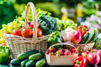 Confira os melhores alimentos para se manter hidratado no verão