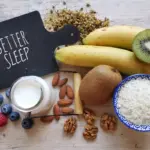 Alimentos para dormir melhor: 10 opções leves para consumir à noite