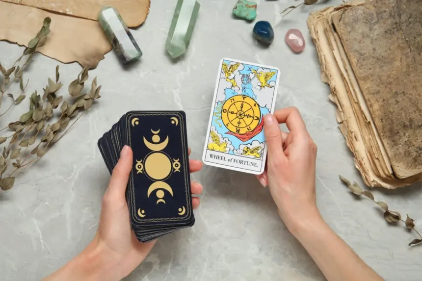 Tarot 2026: Roda da Fortuna indica um ano de grandes transformações