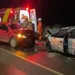 Colisão frontal entre dois carros deixa 5 feridos na saída oeste de Goianésia
