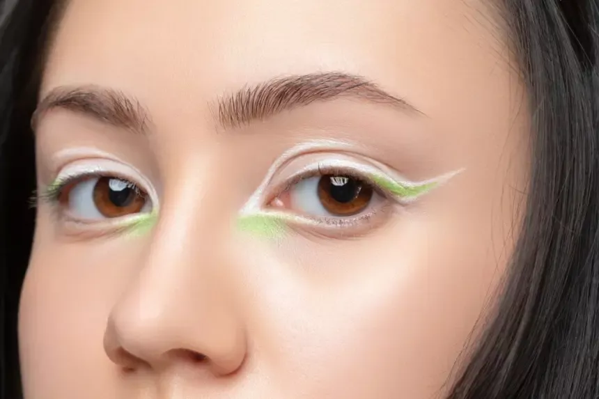 Cloud Dancer na maquiagem: 7 dicas para usar a cor tendência de 2026 Cloud Dancer na maquiagem: 7 dicas para usar a cor tendência de 2026