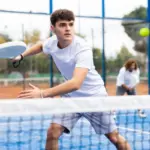 Esporte ajuda a formar jovens mais seguros e preparados para o futuro